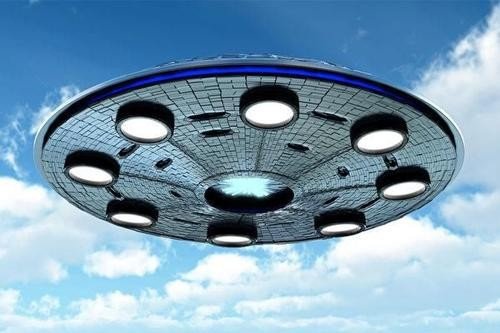 超十三万人同时目睹,比利时上空出现的飞行器到底是什么?