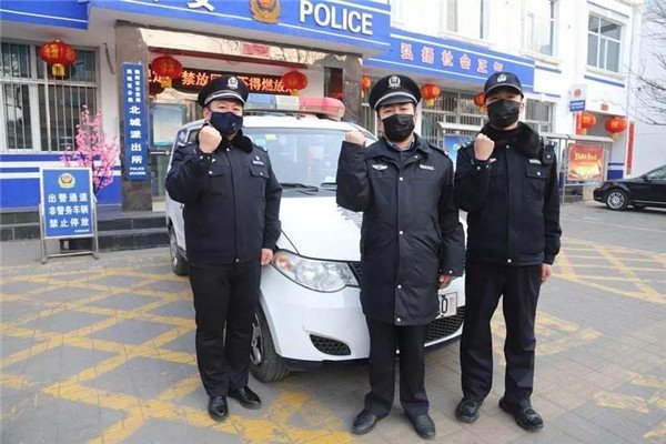 厦门两位警长什么原因同日殉职？