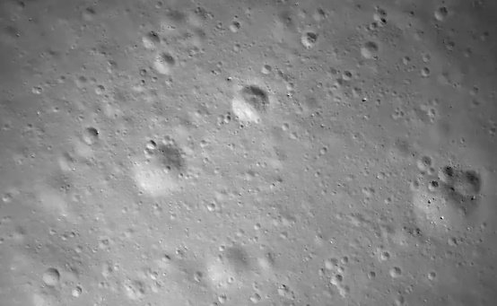 嫦娥五号拍下月球的高清大片,月球表面到底呈现出了什么样子?