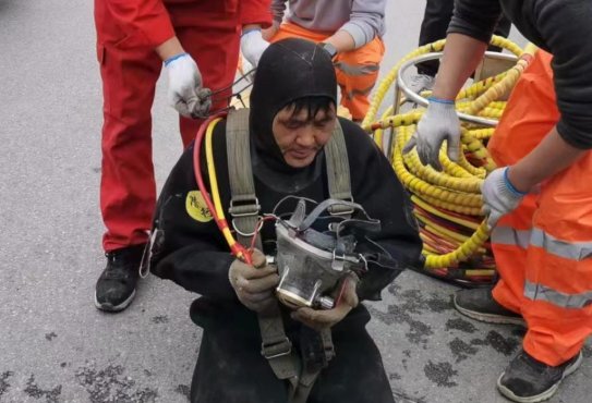 西安启用320人搜救掉进下水道的男童,现在的搜救情况如何?