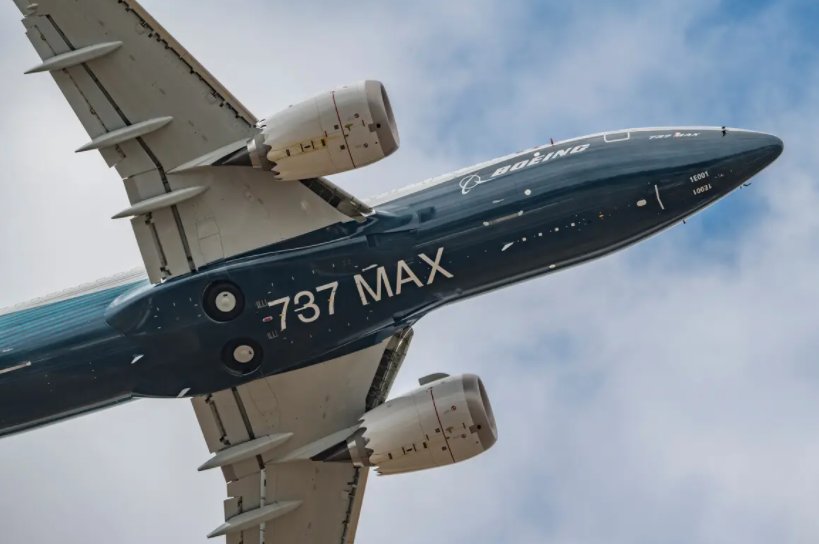 2分钟下降8000米,东航客机为何会直插地面坠毁?