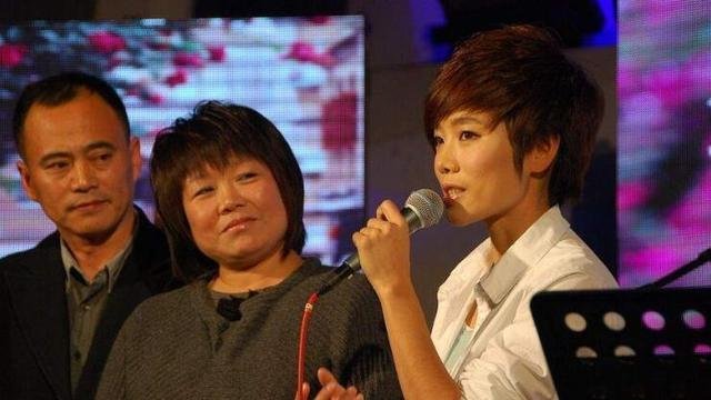 许飞年少北漂不惧怕，百万负债压不垮，她是真正的超女，你怎么看？