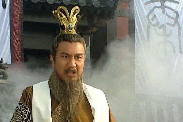 安国君的长子子傒本来最有可能继承王位，为什么会失败？