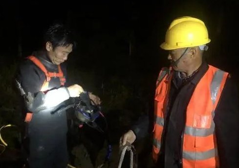 西安启用320人搜救掉进下水道的男童,现在的搜救情况如何?