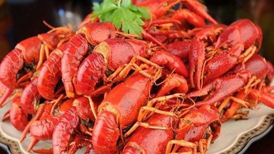 龙虾的功效与作用有哪些 吃龙虾的禁忌是什么