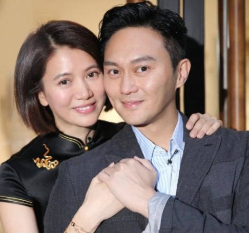 袁咏仪辟谣张智霖退圈，此前退圈的传闻是如何传出来的？