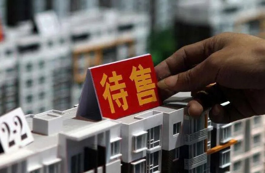 融创爆雷内幕:郑州楼盘近乎停工,房地产为何屡屡爆雷?