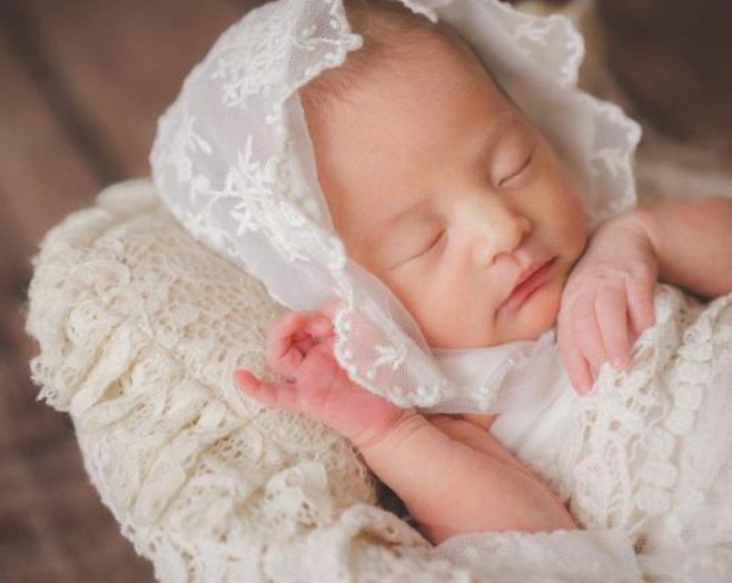 周杰伦晒照官宣三胎女儿出生收获祝福，周杰伦为何能被称为“人生赢家”？