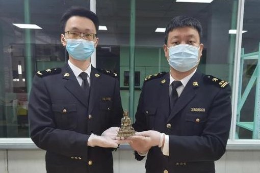 杭州海关查获清代龙袍,这些走私物品价值几何?