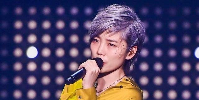 许飞年少北漂不惧怕，百万负债压不垮，她是真正的超女，你怎么看？