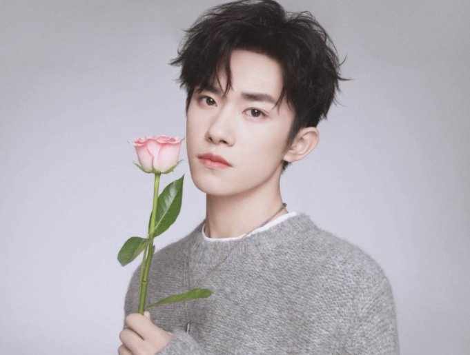 吴京为角色全身缝针高达100多针，像吴京这么敬业的演员还有谁？