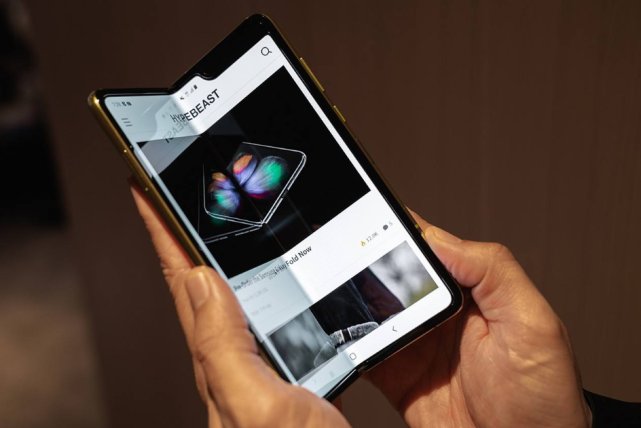 GalaxyFold 2有哪些新特性？