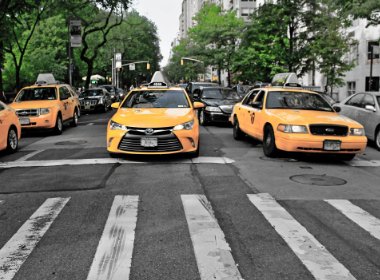 男子偷出租车拉活赚钱早上归还被行拘15日，起到哪些警示作用？