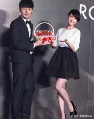 有工作才顺便看望老公，被骂冷血，杨丞琳飙脏话回怼网友，对此你怎么看？