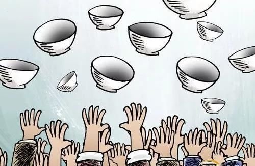 摩擦性失业具体是什么意思?是自愿失业吗?是谁提出来的?