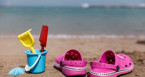 怎样识别正版crocs洞洞鞋