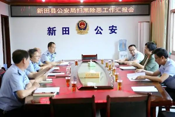 唐山打架事件视频在网上传的沸沸扬扬，这件事为何会引发全社会的关注？