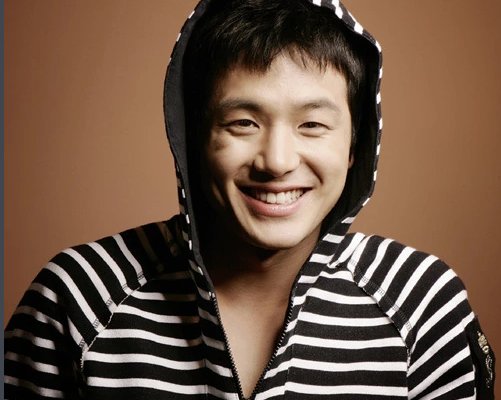 《绝不后悔》里的李永勋怎么没消息了？他16年结婚后退出演艺圈了吗？