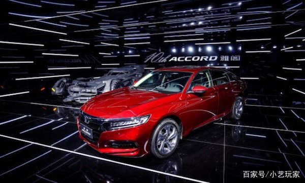 我想买一辆雅阁10代,请问它的排量是多少呢?