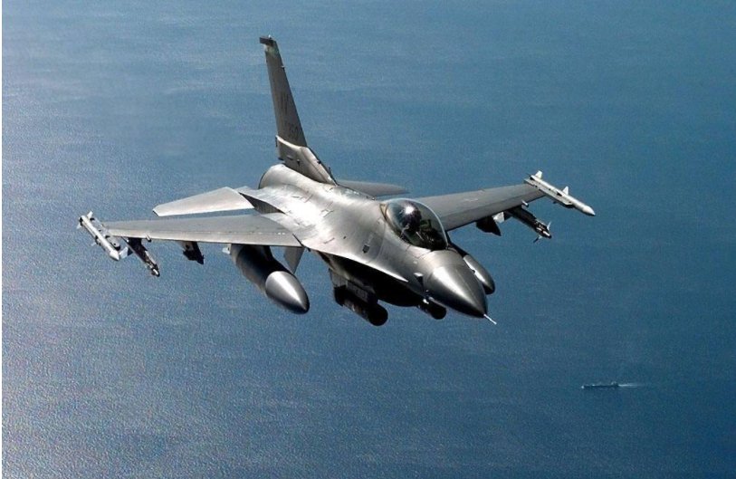 战斗机和攻击机的区别?