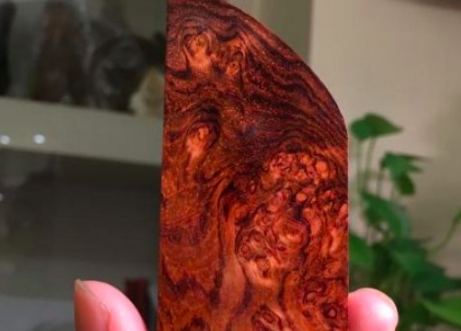 降香黄檀与海南黄花梨的区别是什么？