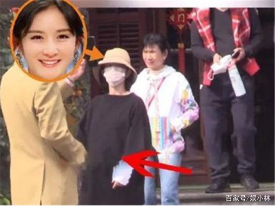 40岁谢娜孕肚照,大肚隆起明显需搀扶行走,被曝又是双胞胎吗?