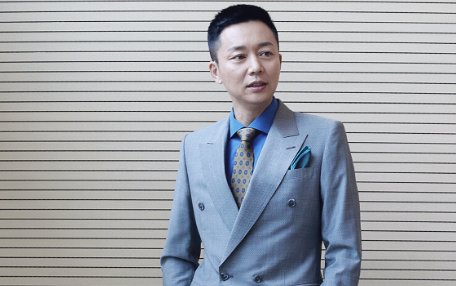 二十年前《人鬼情缘》中没一个大腕，如今全是大明星，你怎么看？