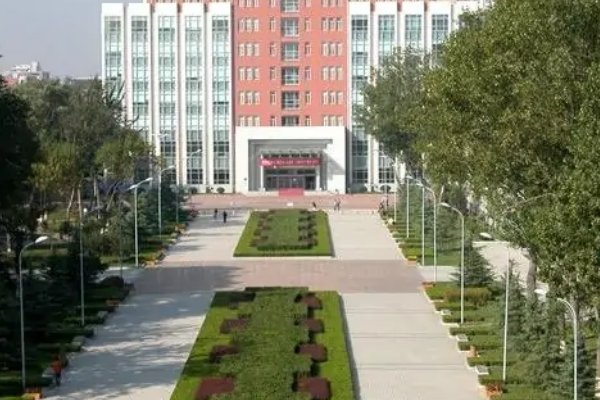 全国医学类大学排名