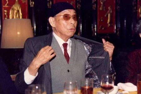 张学良，宋美龄晚年靠什么生活