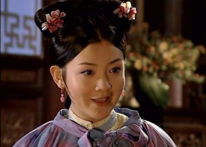 少年天子里的花束子是怎么当上瑾贵人的？