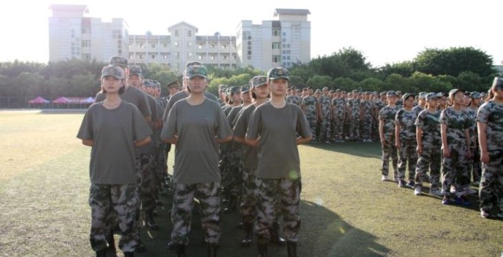 一个营大概有多少人?