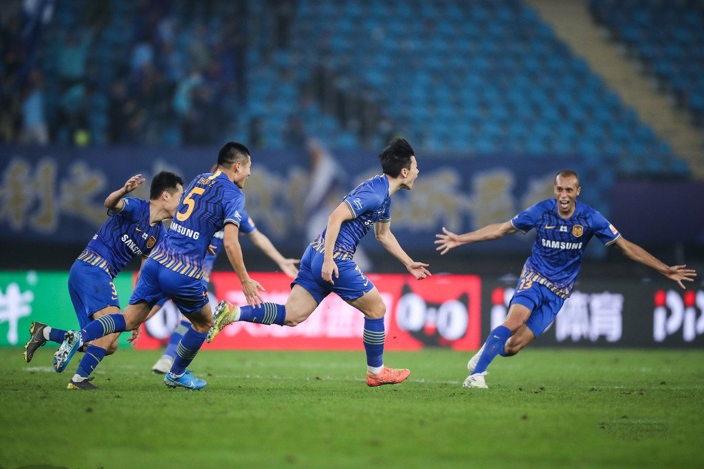 张近东嘉奖苏宁夺冠球员,苏宁夺冠的原因是什么?