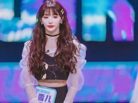 孔雪儿电梯间大片上线，她在The9女团中是什么担当？