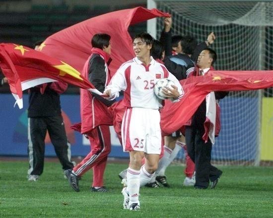 国足前锋张玉宁现状如何？