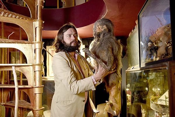 马克龙用四国的语言拜年,成为名人,一定要具备哪些能力?