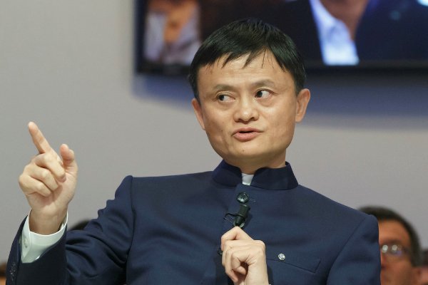 马云“退休”欢送会类目，哪些瞬间男人哭了也很帅？