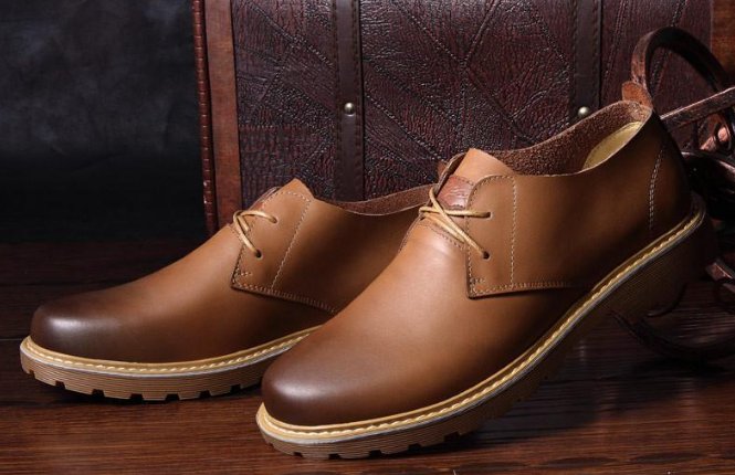 龙帝欧鞋和意尔康鞋那个好