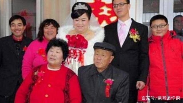 世界举重冠军唐功红,为国争光冒死一举后七窍流血,现在怎么样了?