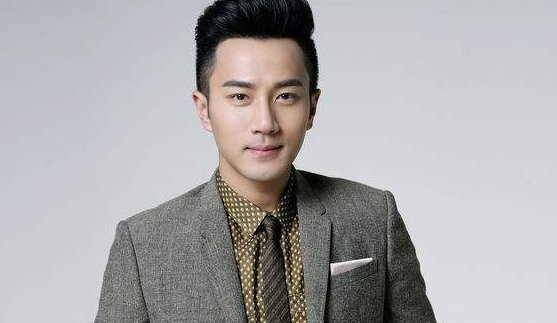 娱乐圈中整容过的男明星都有谁？