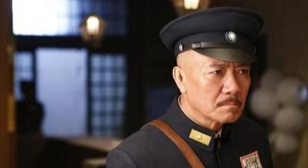 李云龙之后再无经典吗?大器晚成的李幼斌61岁仍游历演艺圈,你怎么看?