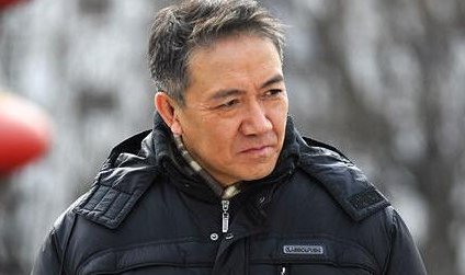 李云龙之后再无经典吗?大器晚成的李幼斌61岁仍游历演艺圈,你怎么看?