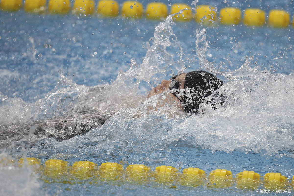 怎么评价傅园慧的游泳成绩?她的成绩放中国游泳队历史上算什么水平?