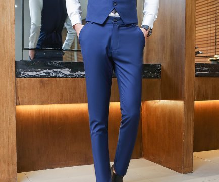 修身休闲西裤,如何搭配时尚精干?