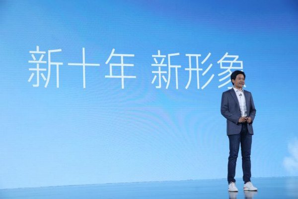 对于小米新logo引发的热议,雷军是如何回应的?