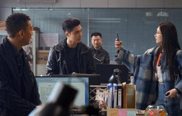 热播剧《扫黑风暴》里林浩是局长的干儿子,为什么和黄希不认识?