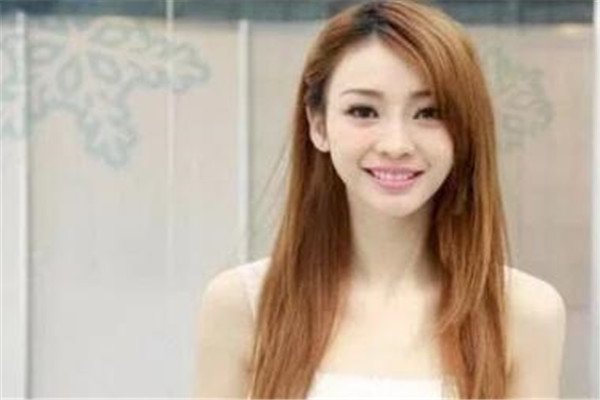 柳岩谈30岁女人的婚姻焦虑，她的观点有怎样的现实性？