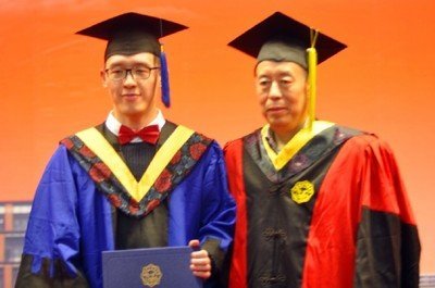 导师将自主决定硕博士毕业,这项规定的颁布为何引发争议?