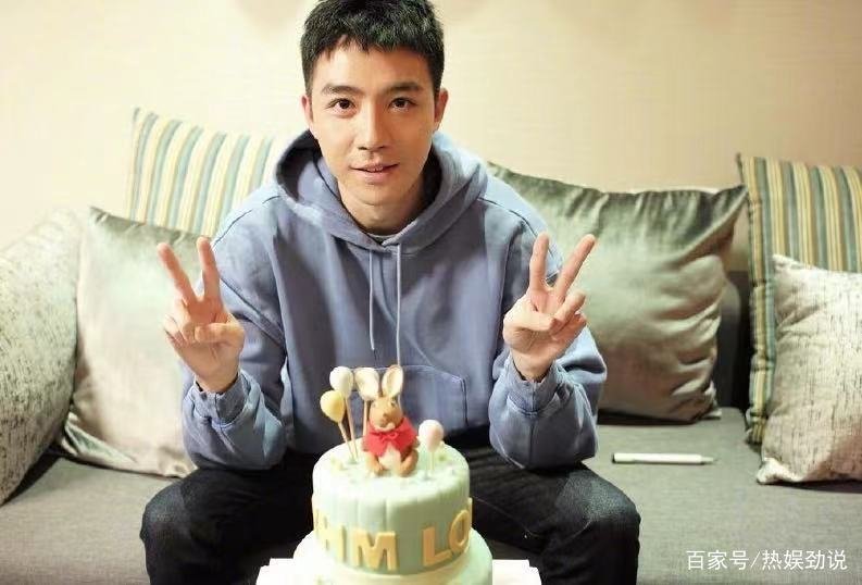 当初俞灏明抱着任家萱冲出火海,如今二人形同陌路,为何貌似仇人?