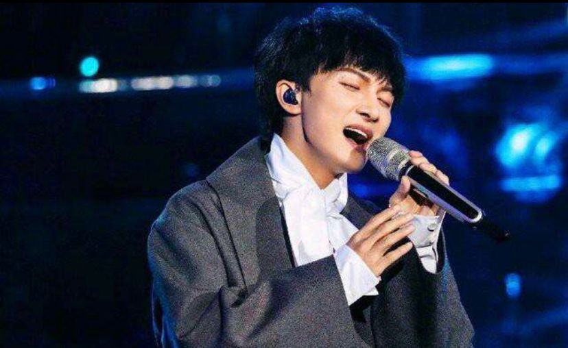 《我为歌狂》和《我是歌手》相比,哪个更有影响力?