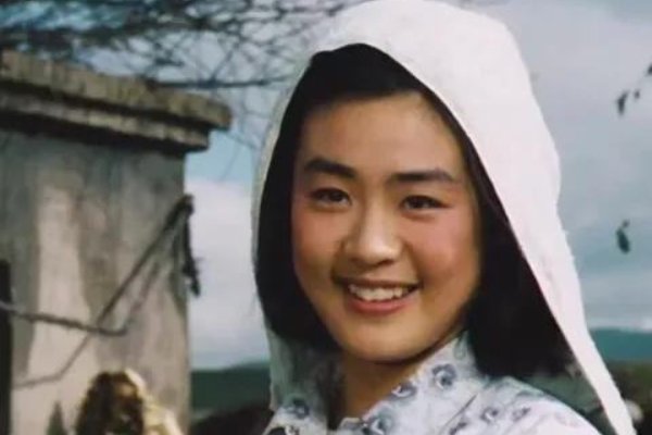 如何评价电影《牧马人》?